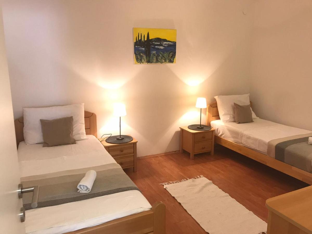 Casa Di Giorgio Apartman Jelsa  Kültér fotó