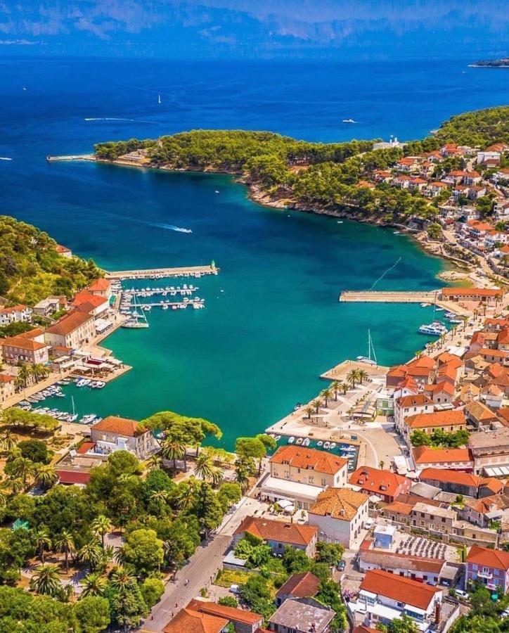Casa Di Giorgio Apartman Jelsa  Kültér fotó