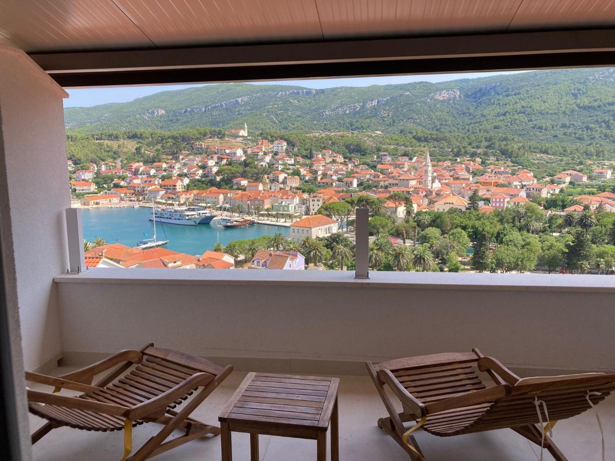 Casa Di Giorgio Apartman Jelsa  Kültér fotó